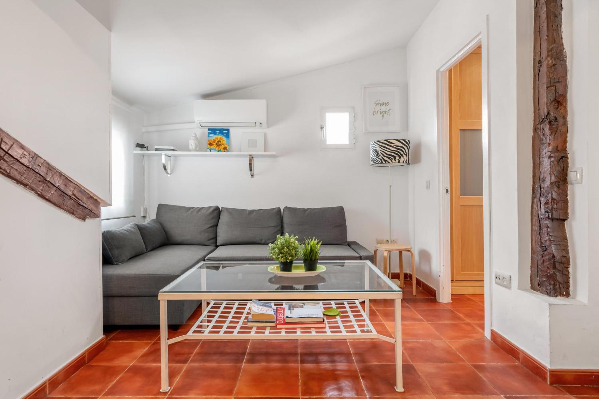 Apartamento En La Gran Via Alquiler Temporal มาดริด ภายนอก รูปภาพ